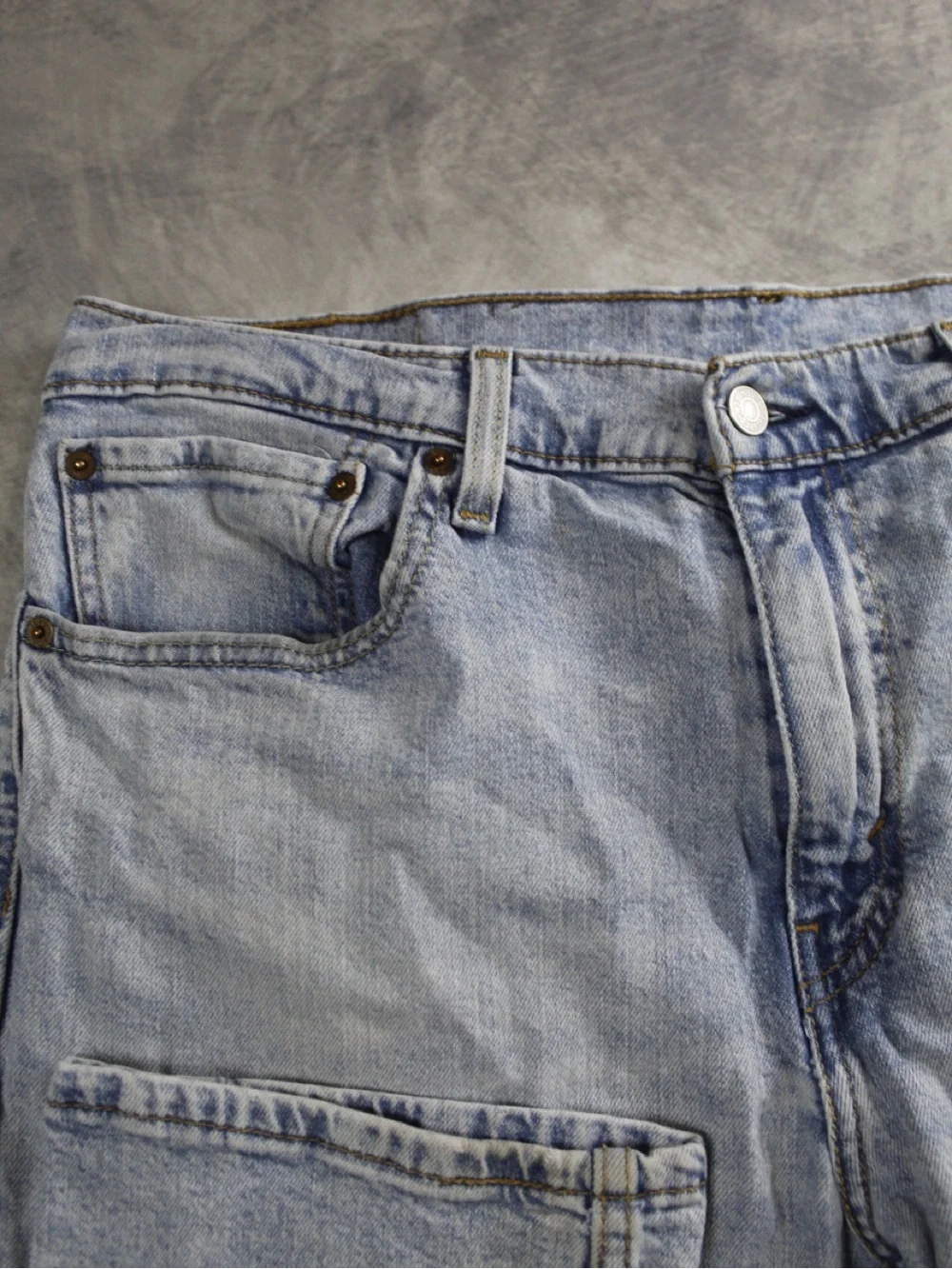 Levis 511 Slim Fit Jeans Mens 36x32 Light Wash Blue Denim WaterLess Casual